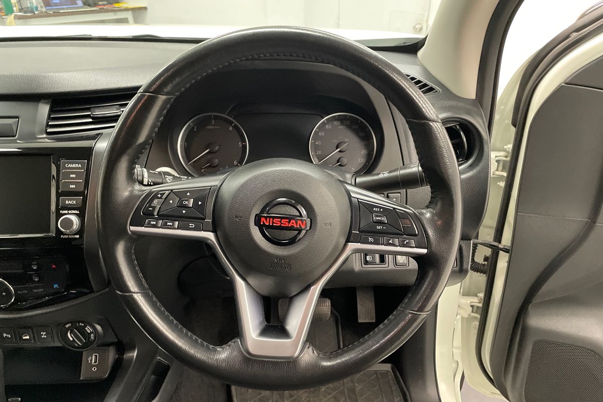 2022 Nissan Navara