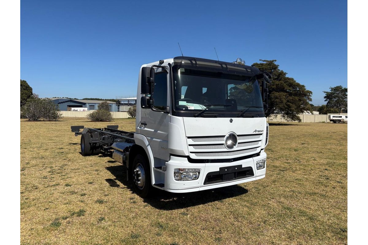 2026 Mercedes-Benz Atego 1427
