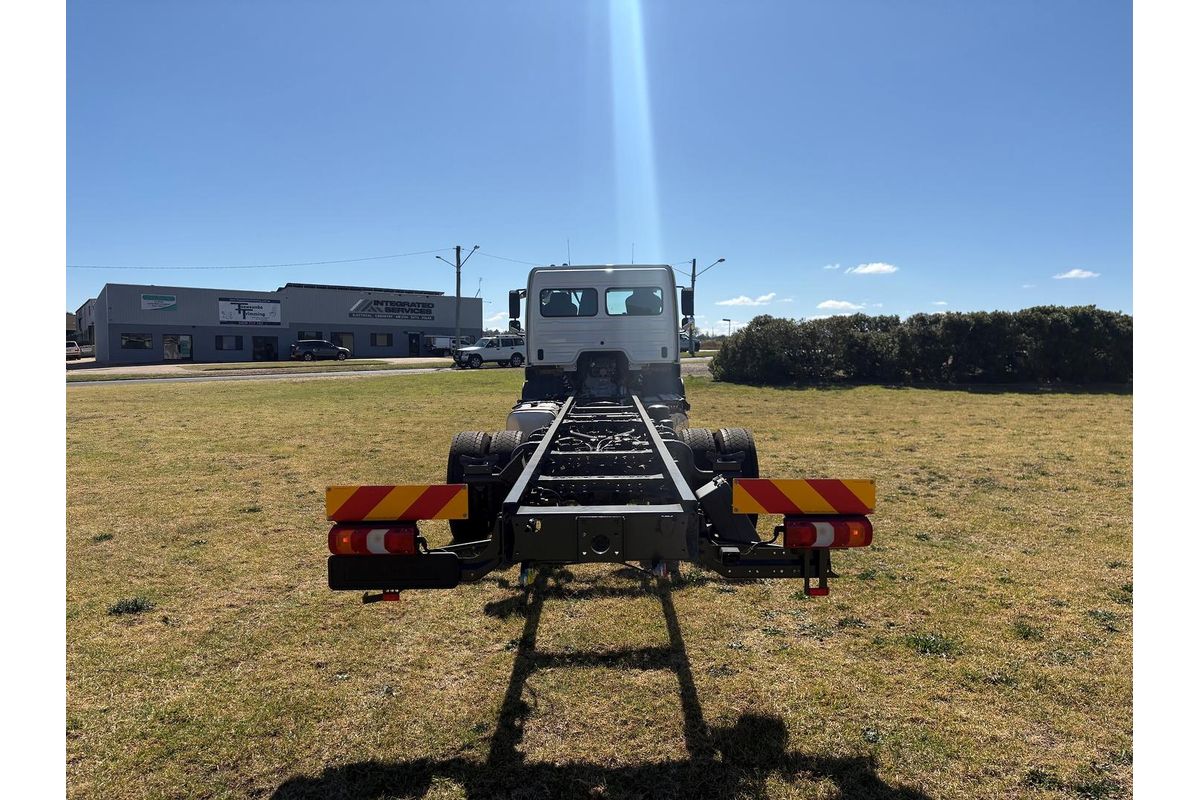 2026 Mercedes-Benz Atego 1427 image 23