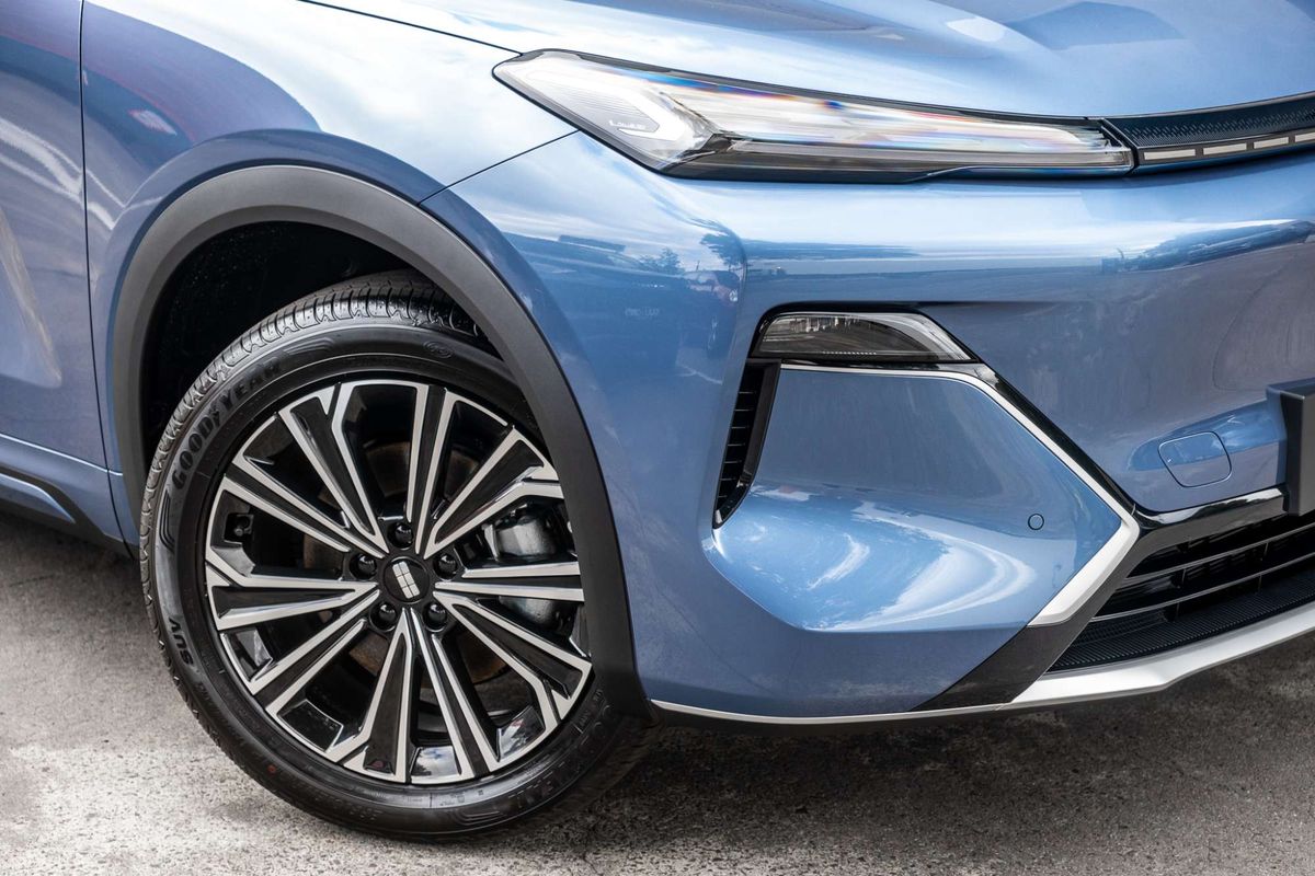 2026 Geely Starray EM-i Inspire Extended Range P145