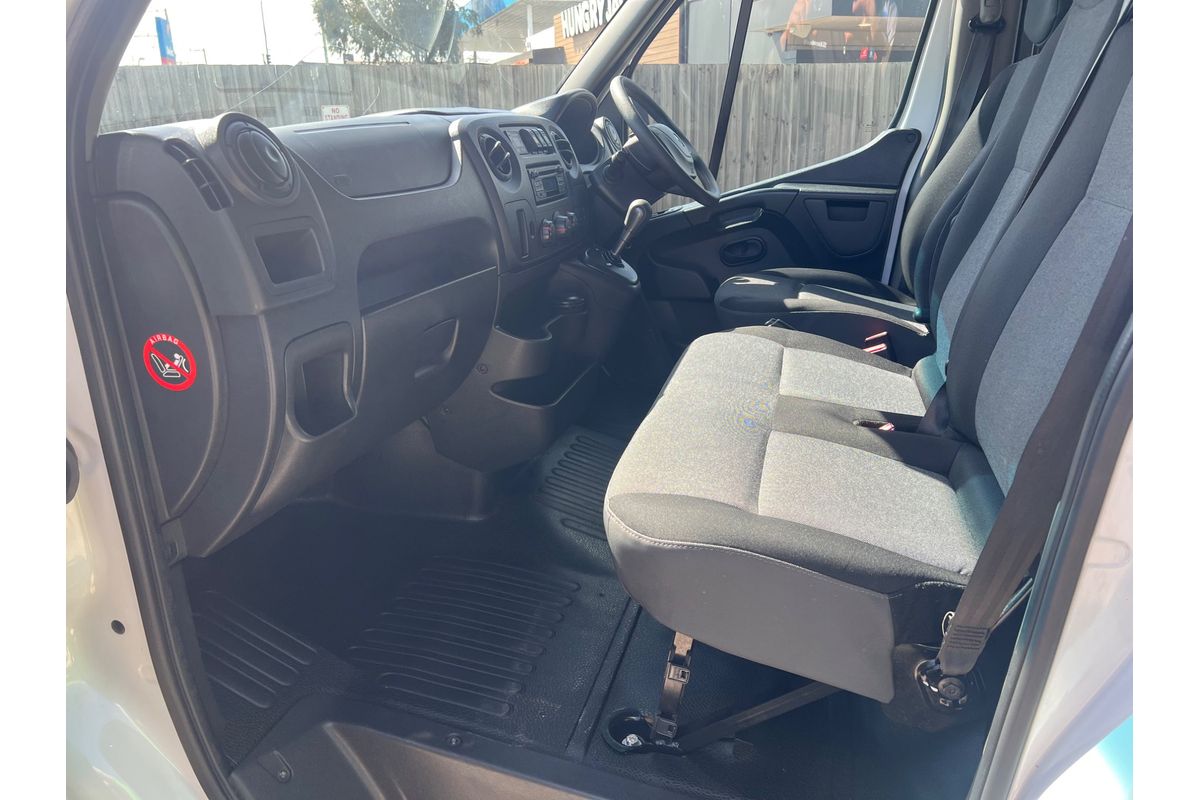 2019 Renault Master X62 LWB Mid Roof image 5