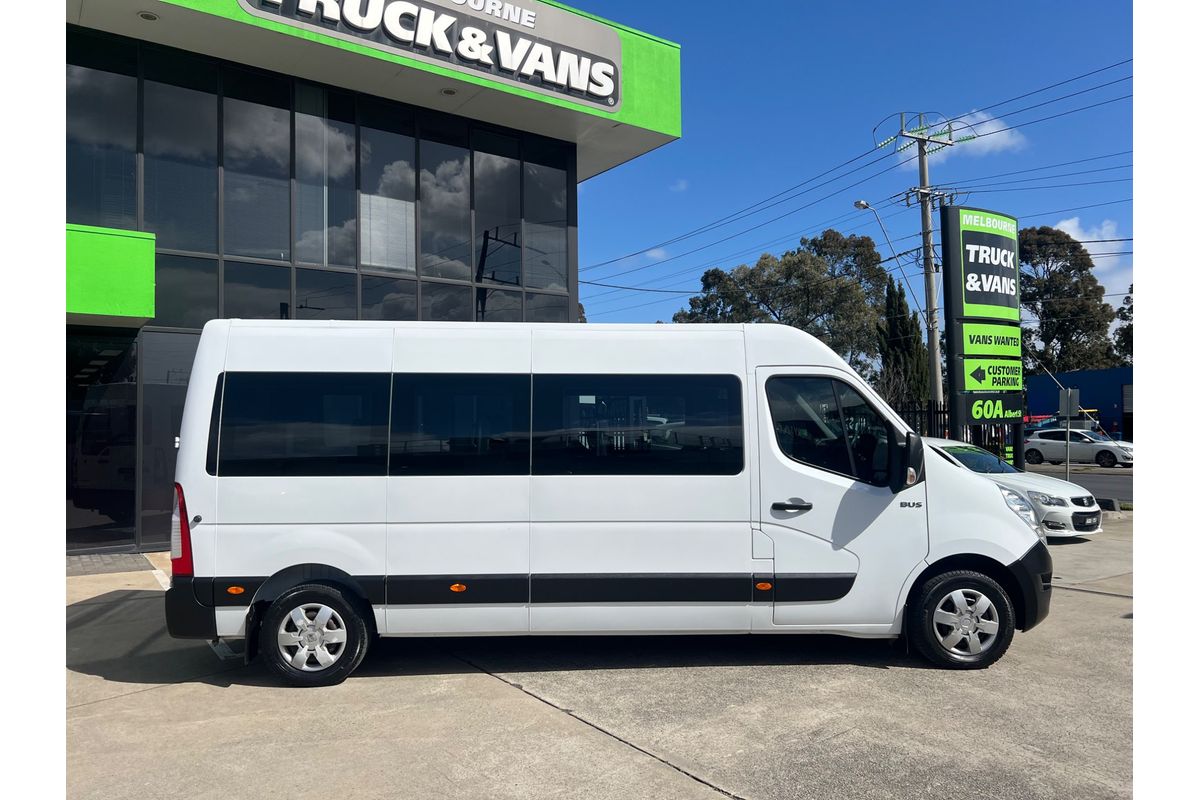 2019 Renault Master X62 LWB Mid Roof image 22