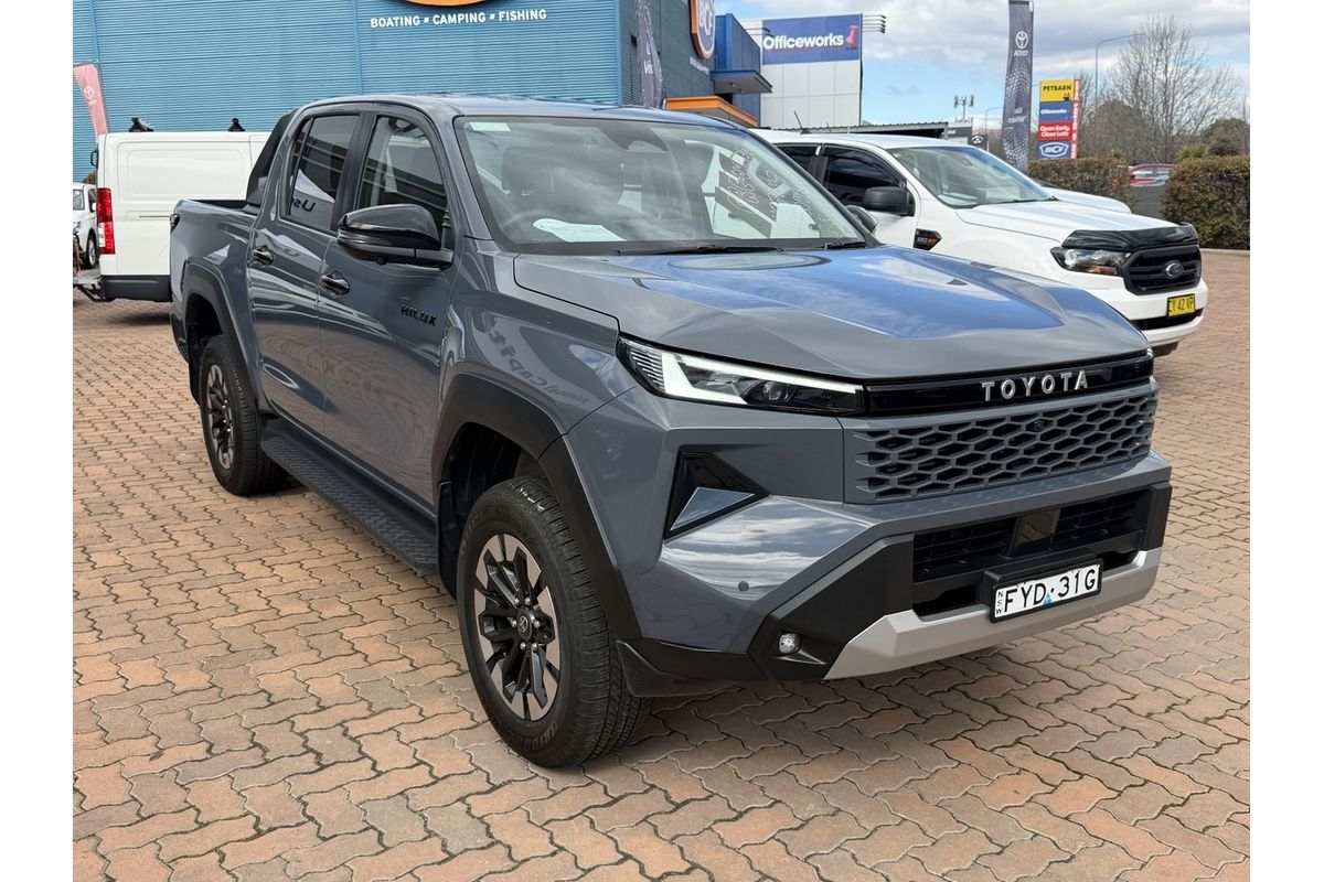 2025 Toyota Hilux 4x4 GUN126R RC 4X4