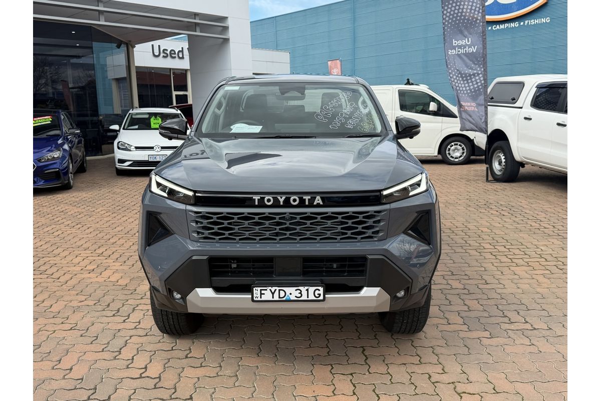 2025 Toyota Hilux 4x4 GUN126R RC 4X4
