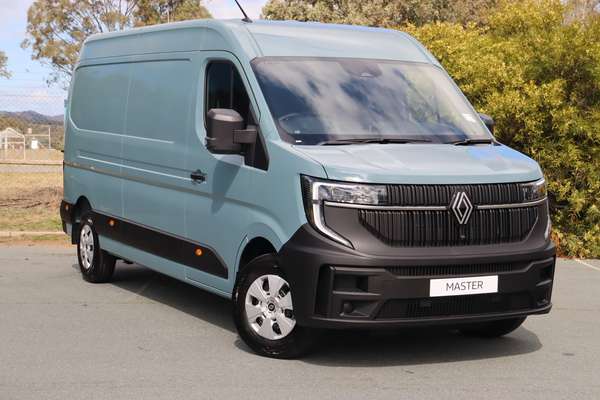 2026 Renault Master XDD LWB Mid Roof
