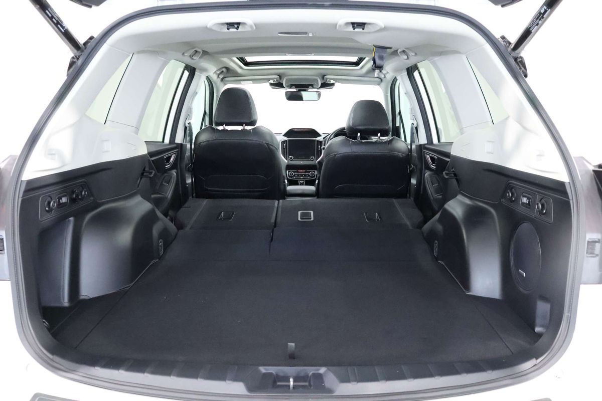 2024 Subaru Forester Hybrid S S5