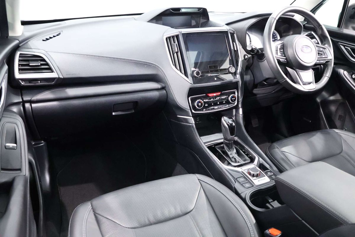 2024 Subaru Forester Hybrid S S5