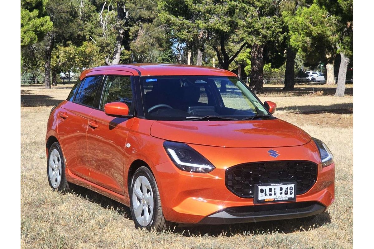 2025 Suzuki Swift Hybrid Plus UZ