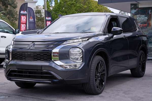 2026 Mitsubishi Outlander Black Edition ZM