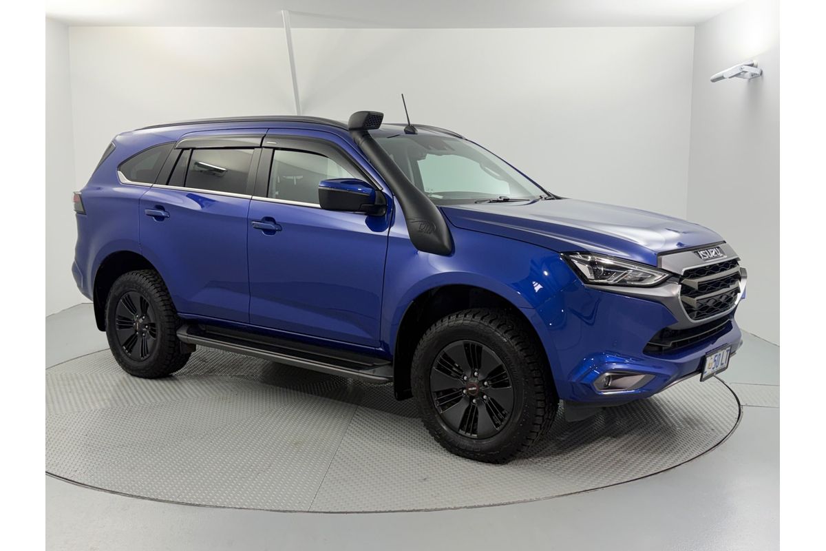 2023 Isuzu MU-X LS-T