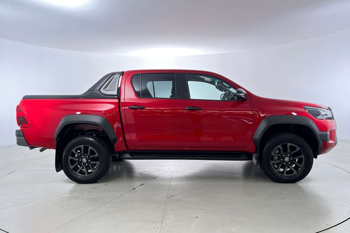 2025 Toyota Hilux Rogue 48V GUN126R