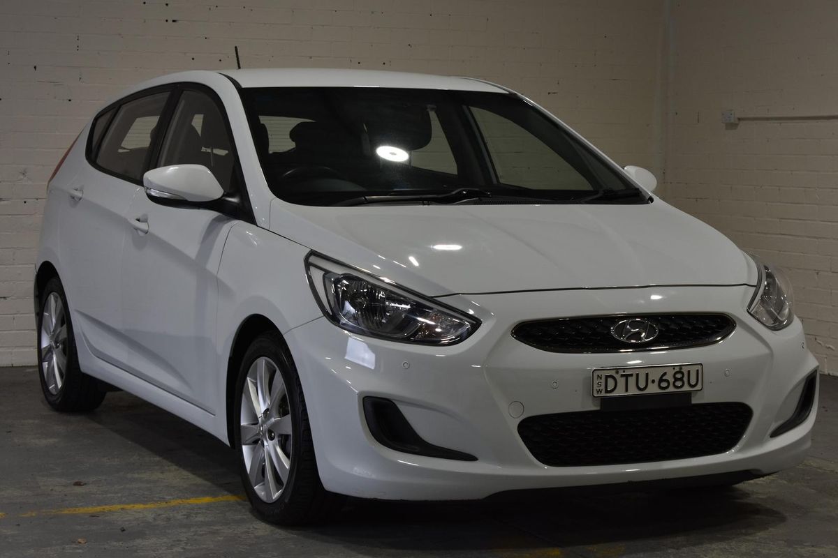 2017 Hyundai Accent Sport RB6