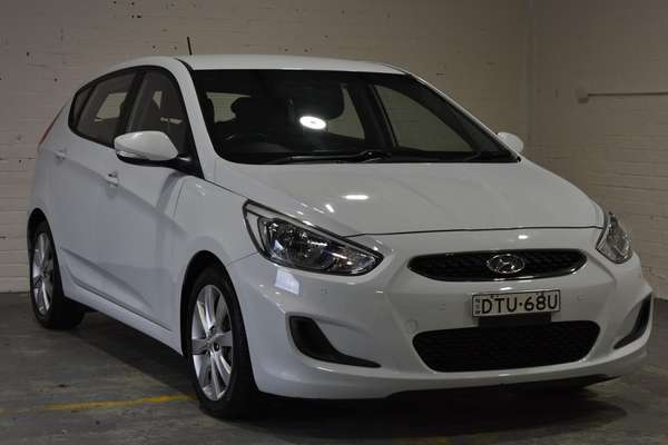 2017 Hyundai Accent Sport RB6