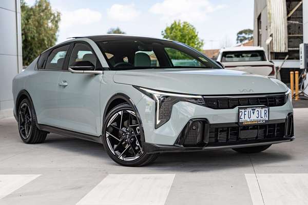 2026 Kia K4 GT-Line CL4m