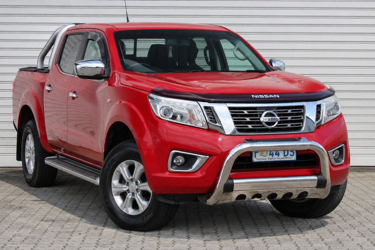 2015 Nissan Navara ST D23 4X4