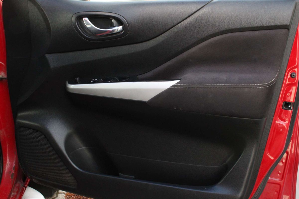 2015 Nissan Navara ST D23 4X4