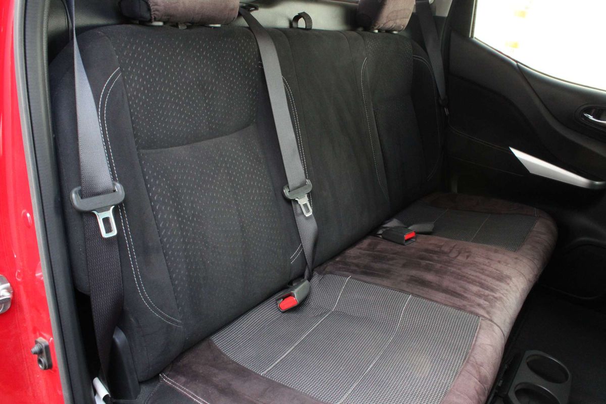 2015 Nissan Navara ST D23 4X4