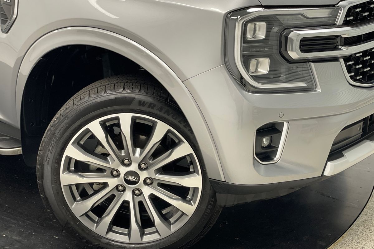 2025 Ford Everest Platinum 3.0L