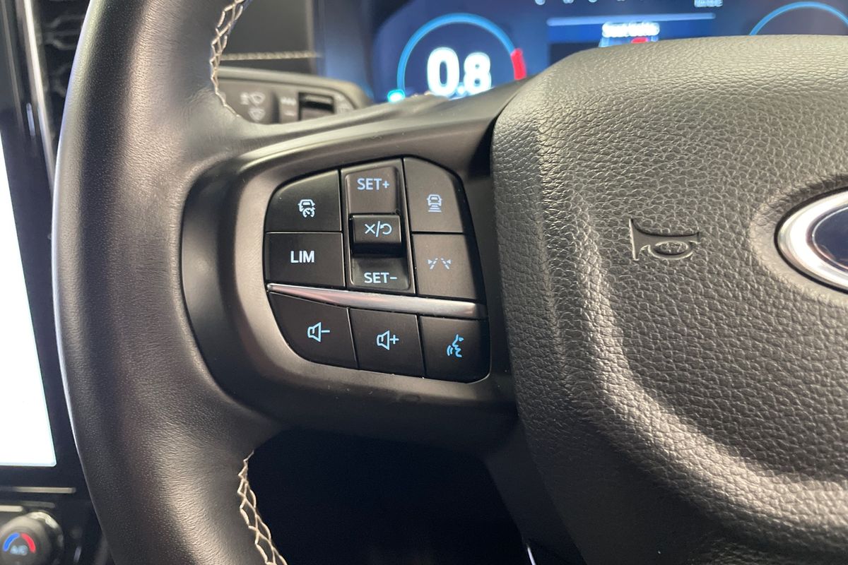 2025 Ford Everest Platinum 3.0L