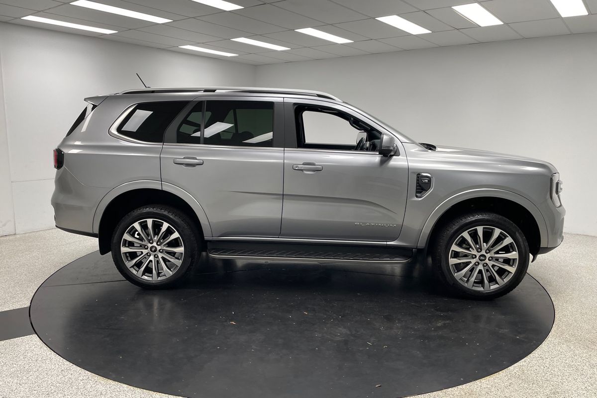 2025 Ford Everest Platinum 3.0L