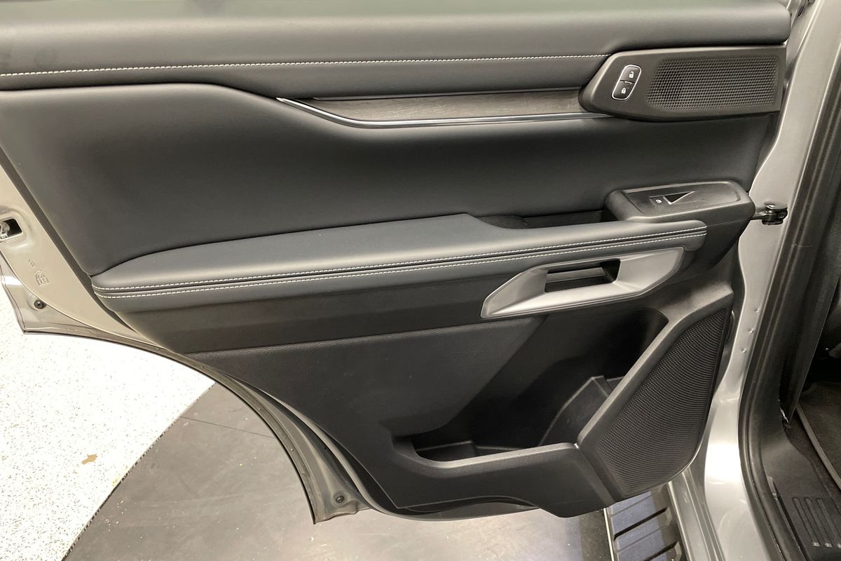 2025 Ford Everest Platinum 3.0L