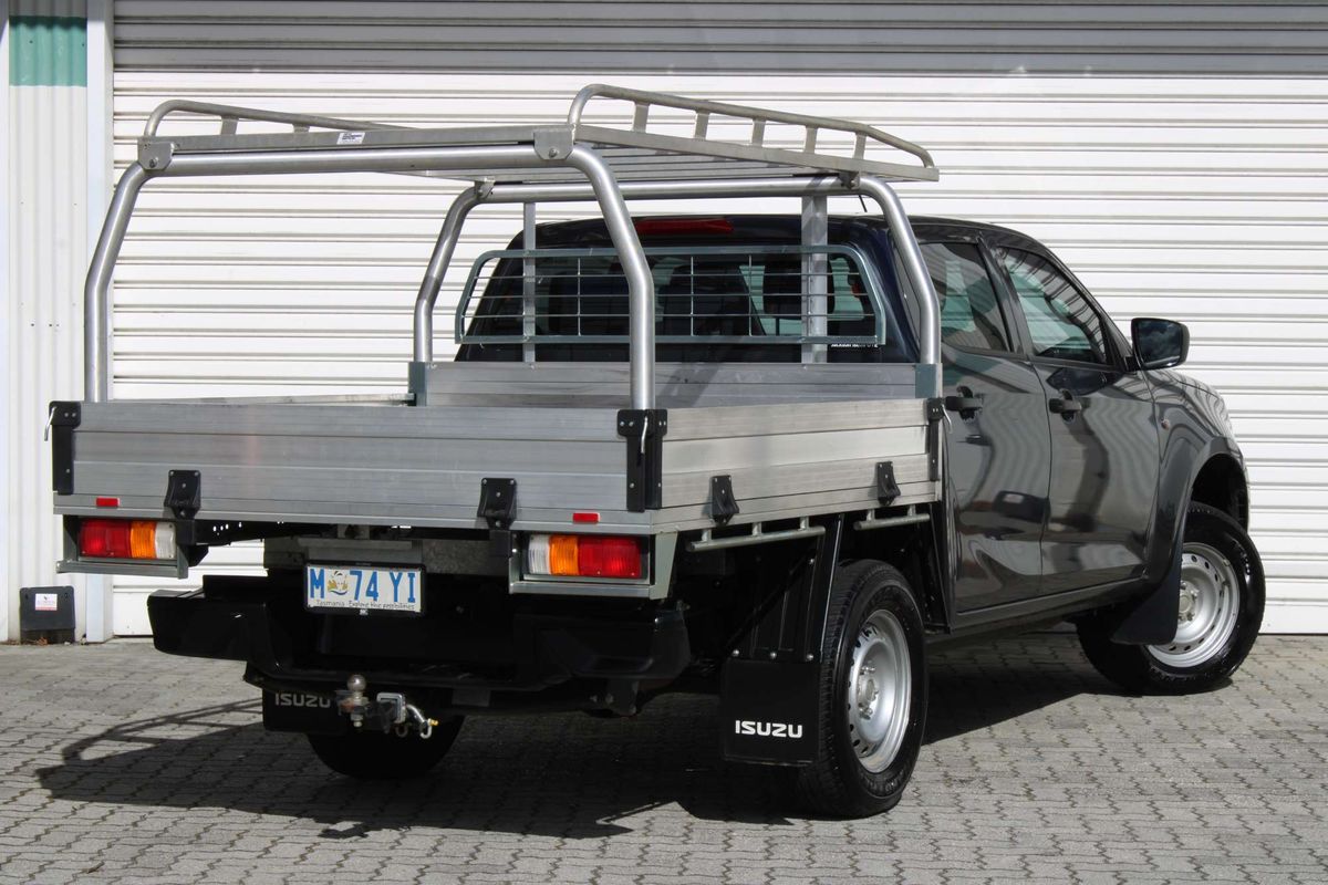 2025 Isuzu D-MAX SX 4X4
