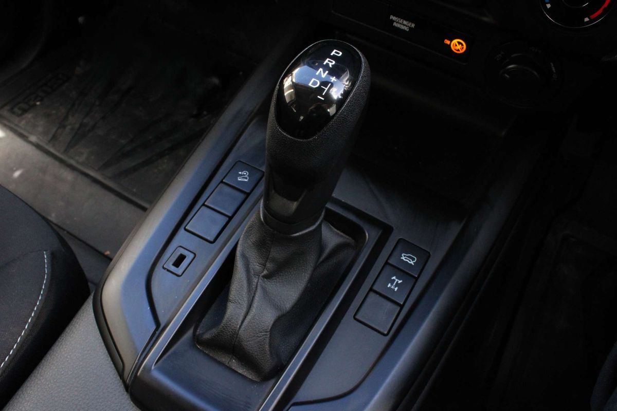 2025 Isuzu D-MAX SX 4X4