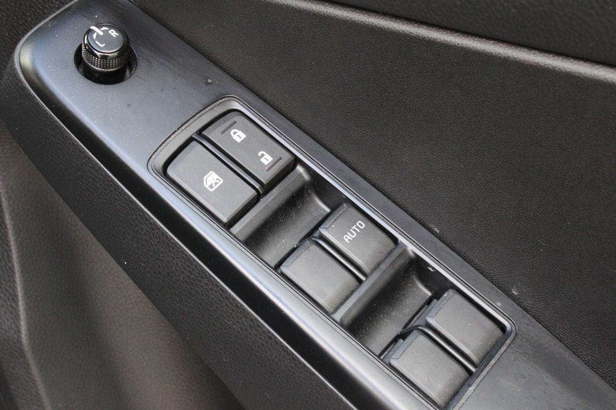2025 Isuzu D-MAX SX 4X4
