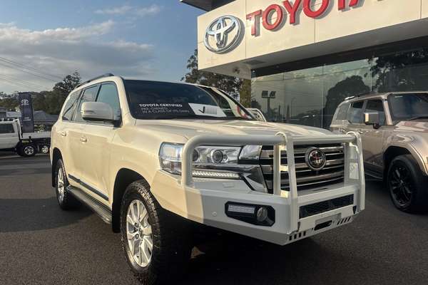 2018 Toyota Landcruiser Sahara VDJ200R