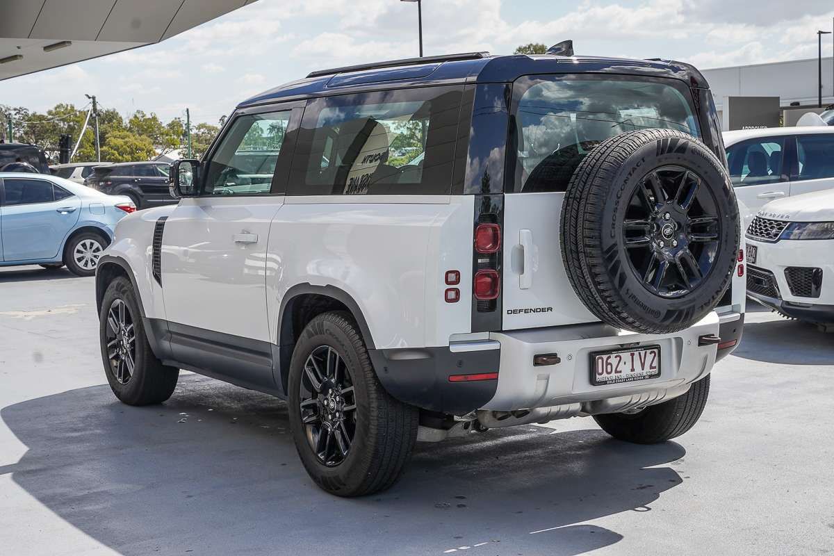 2023 Land Rover Defender 90 D250 S L663