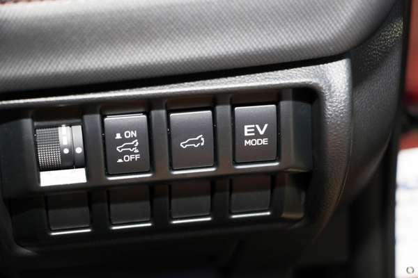 2026 Subaru Forester Hybrid Touring S6