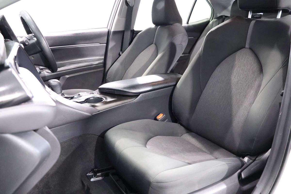 2022 Toyota Camry Ascent AXVH70R