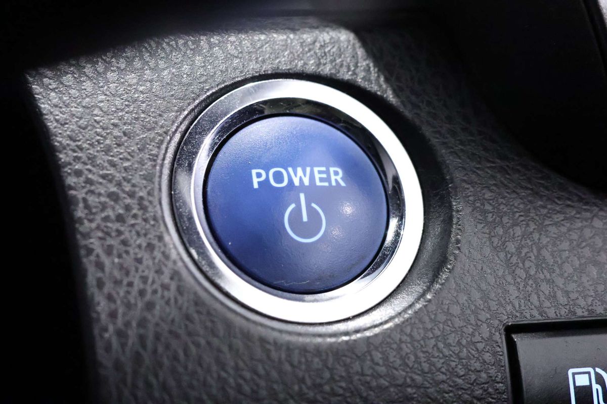 2022 Toyota Camry Ascent AXVH70R