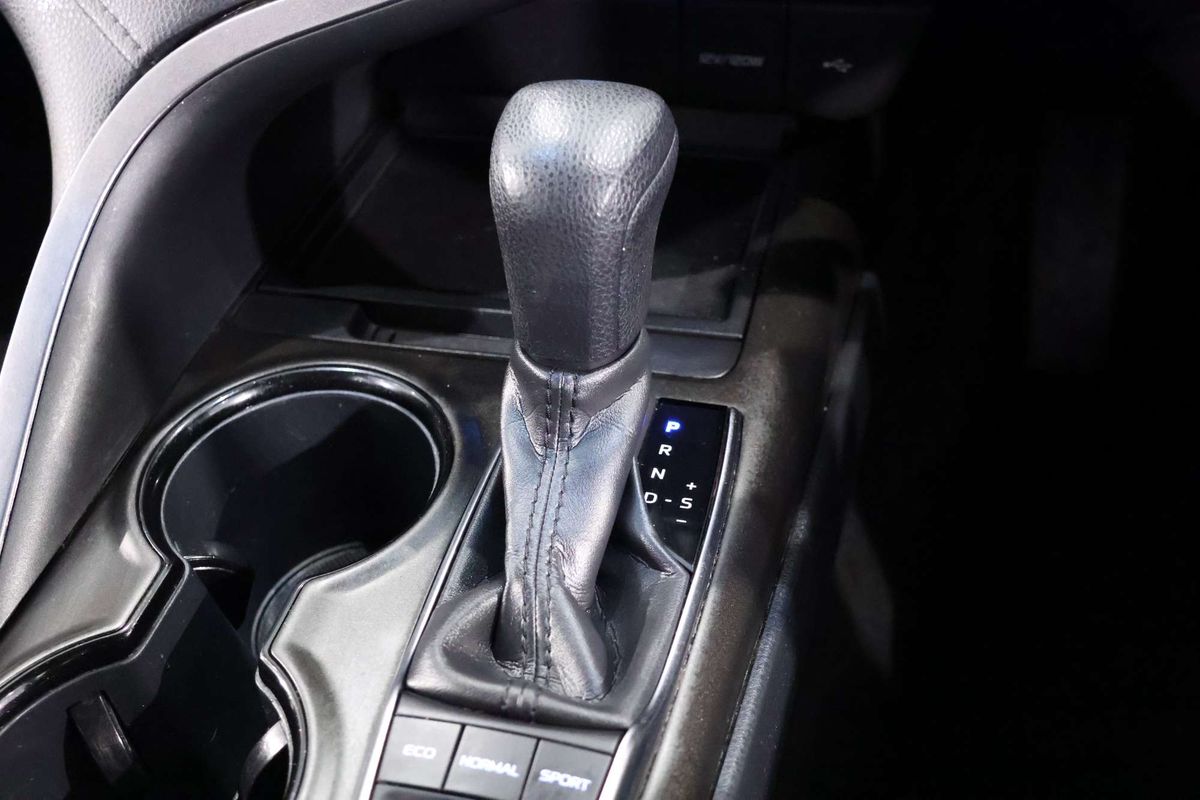 2022 Toyota Camry Ascent AXVH70R