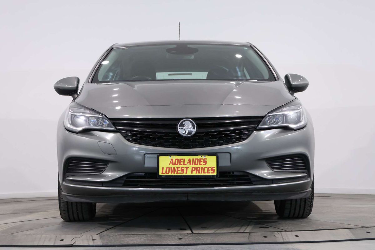 2018 Holden Astra R+ BK