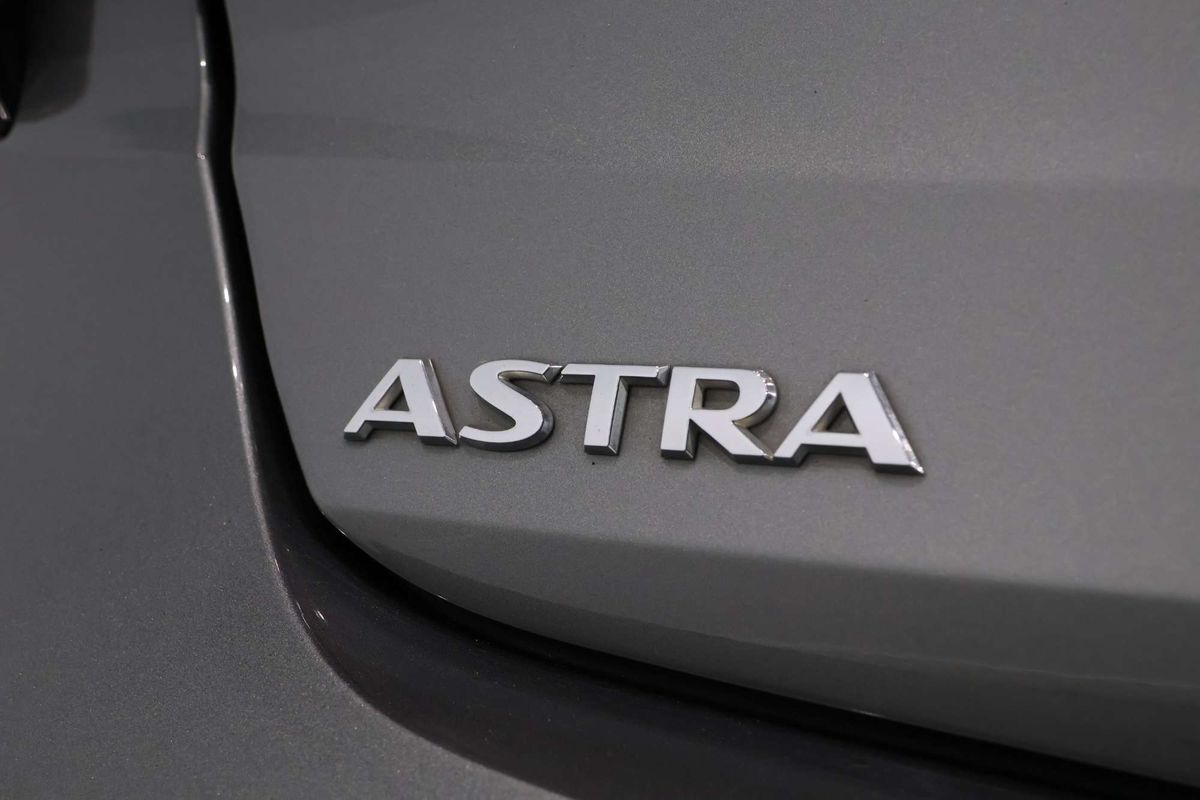 2018 Holden Astra R+ BK