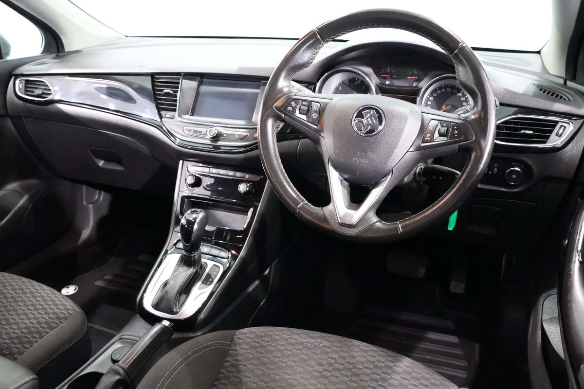 2018 Holden Astra R+ BK