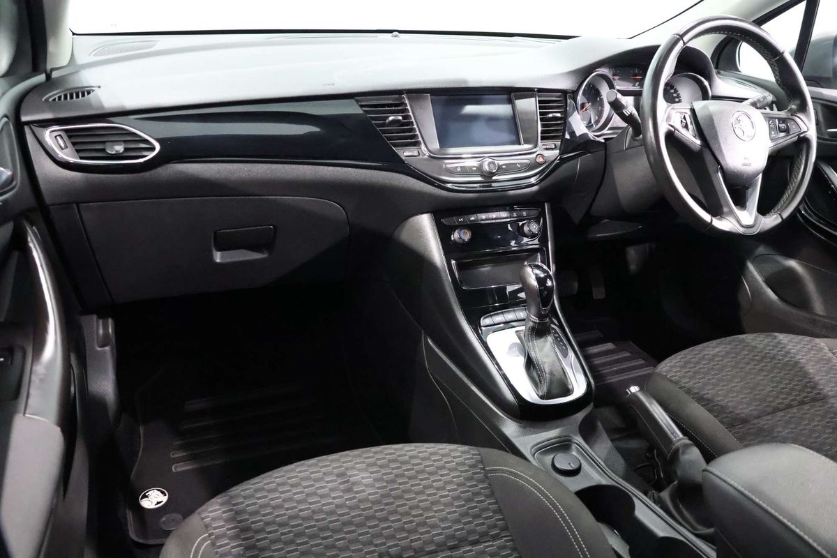 2018 Holden Astra R+ BK