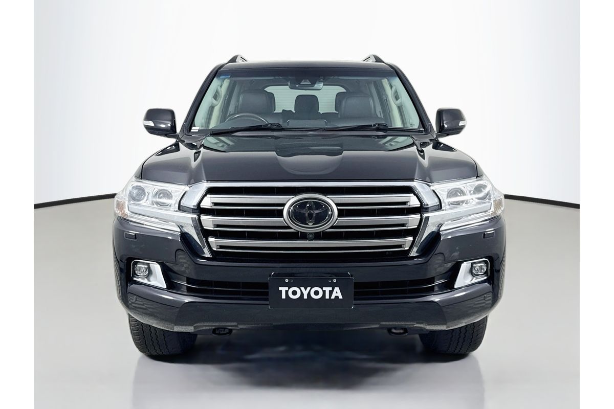 2021 Toyota Landcruiser Sahara VDJ200R