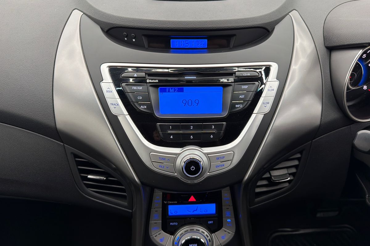 2012 Hyundai Elantra Premium MD