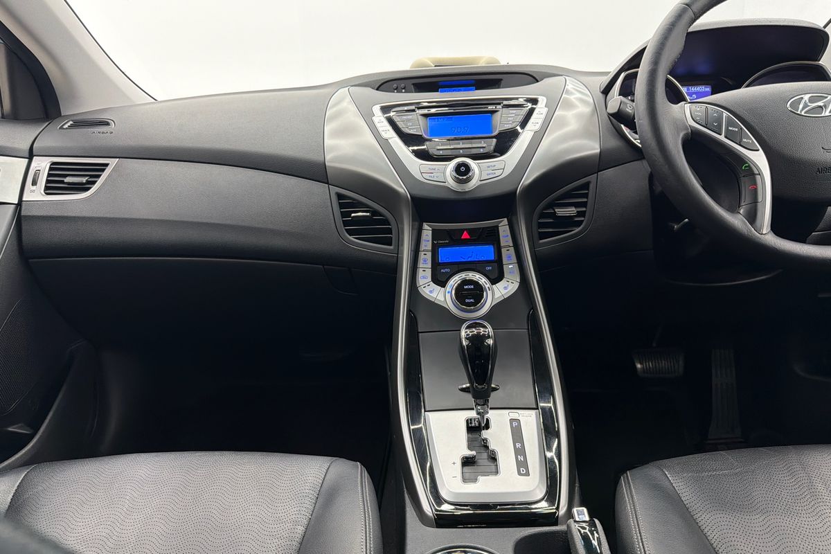 2012 Hyundai Elantra Premium MD