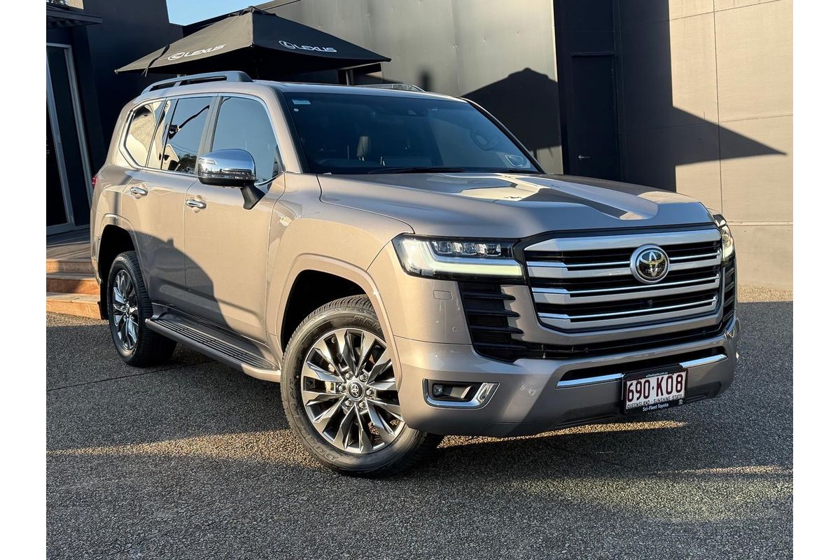 2023 Toyota Landcruiser Sahara ZX FJA300R