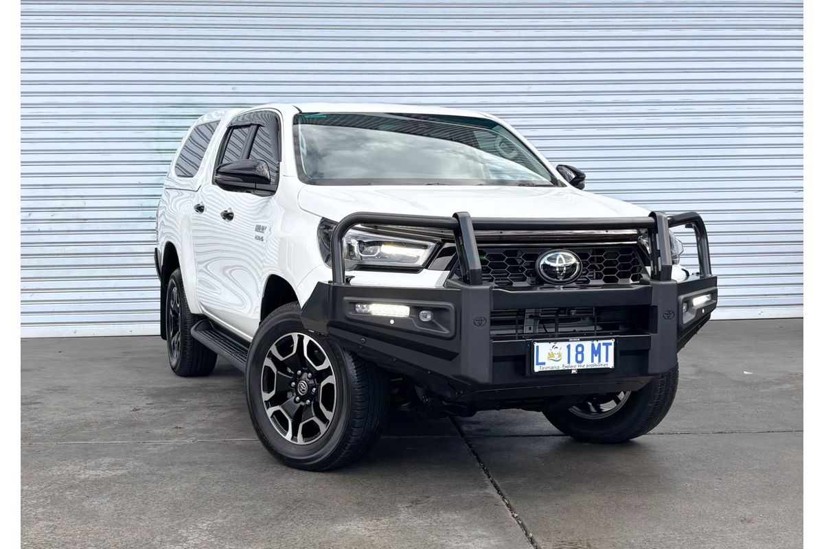 2024 Toyota Hilux SR5 48V GUN126R 4X4