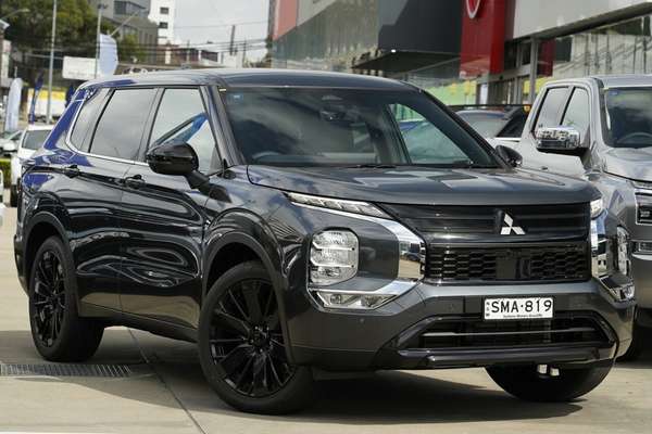 2026 Mitsubishi Outlander Black Edition ZM