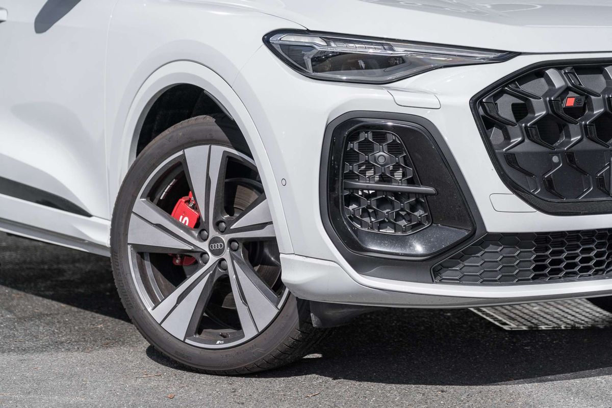 2026 Audi SQ5 GU