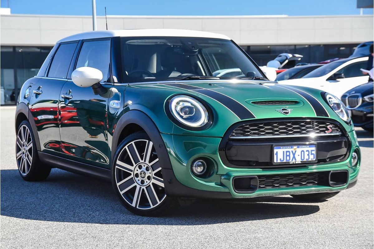 2021 MINI Hatch Cooper S Classic F55 LCI