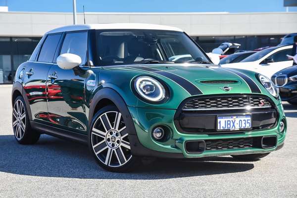 2021 MINI Hatch Cooper S Classic F55 LCI