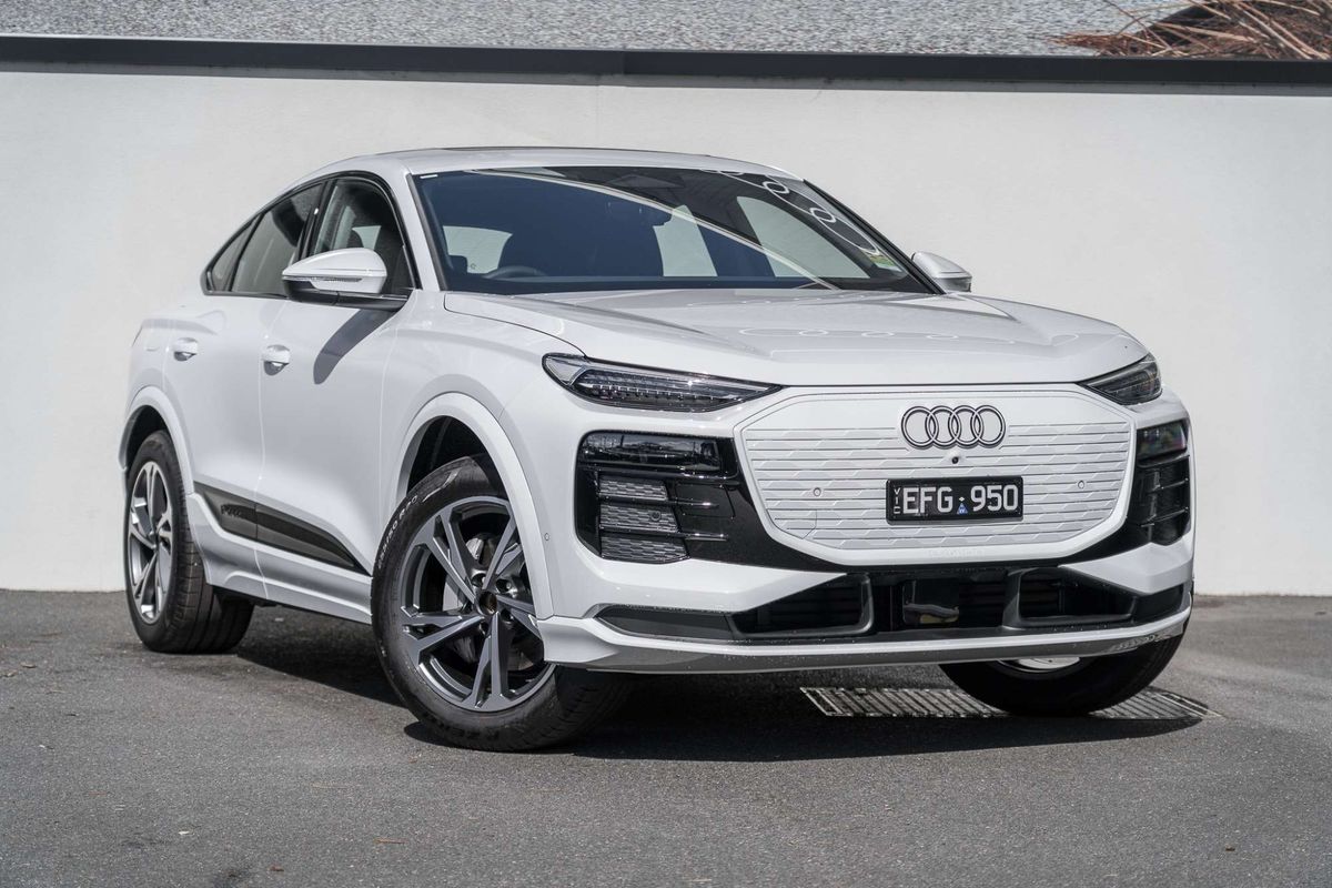 2026 Audi Q6 e-tron Sport GF