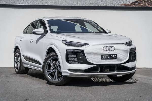 2026 Audi Q6 e-tron Sport GF