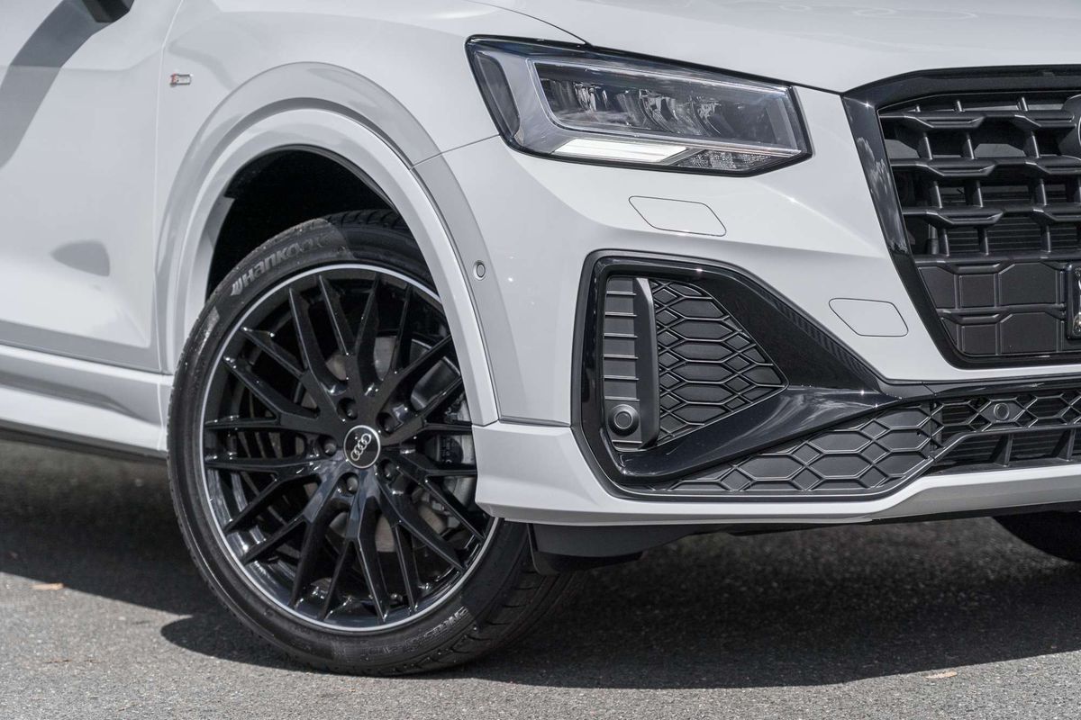 2026 Audi Q2 35 TFSI S line edition GA
